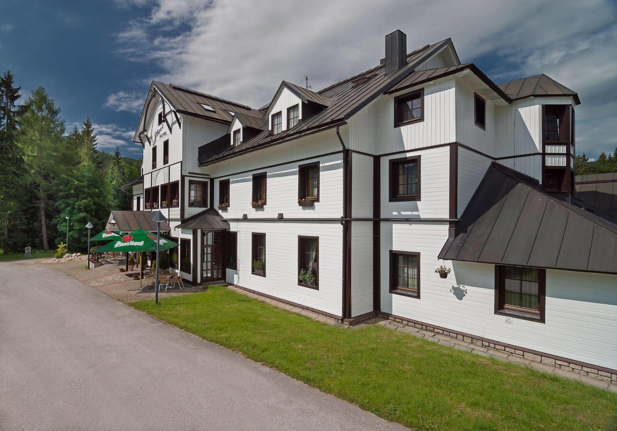 Hotel Start Spindleruv Mlyn Exterior photo